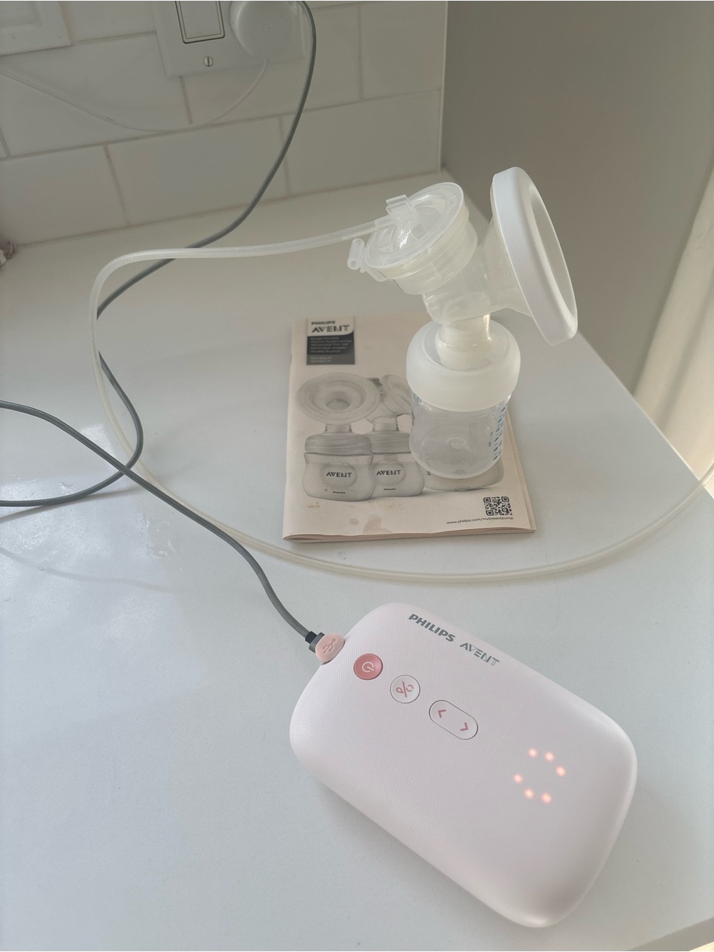 Single Philips Avent Electric Breast Pump
